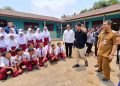 Gubernur Ahmad Luthfi mendampingi Wakil Presiden RI Gibran Rakabuming Raka meninjau penanganan kasus keracunan Makan Bergizi Gratis (MBG) di Kabupaten Batang, Jawa Tengah, Senin (28/9/2026).
