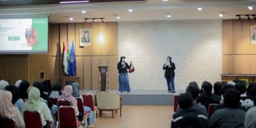 Simulasi lelang bersama KPKNL Surakarta dalam kegiatan KPKNL goes to campus di UMS. Foto : Ist.
