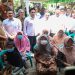 Sekda Jateng Sumarno, Wakil Menteri Kesehatan Benjamin Paulus Octavianus, dan Wakil Menteri Dalam Negeri Akhmad Wiyagus saat meninjau kegiatan ACF TBC di Desa Sukodono, Kecamatan Tahunan, Kabupaten Jepara, Selasa, 13 Oktober 2026. Foto: Ist.