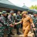 Gubernur Jawa Tengah Ahmad Luthfi membuka kegiatan Bakti TNI AD untuk Rakyat 2026 di Alun-alun Kecamatan Banyumas, Kabupaten Banyumas, Jumat, 16 Oktober 2026. Foto: Ist.