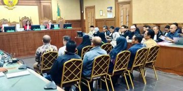 Sejumlah pengusaha travel menjadi saksi dalam sidang lanjutan kasus dugaan korupsi kuota haji tambahan Kemenag periode 2023-2024 di Pengadilan Tipikor pada Pengadilan Negeri Jakarta Pusat, Kamis (15/10/2026) malam. Foto: Ist.