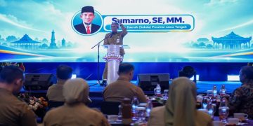 Sekda Provinsi Jawa Tengah Sumarno saat Pembukaan Jambore Pemuda Jawa Tengah 2026 di Solo, Senin, 19 Oktober 2026. Foto: Ist.
