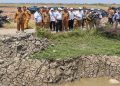 Gubernur Ahmad Luthfi meninjau normalisasi saluran avur di Kabupaten Demak, Senin, 19 Oktober 2026. Foto: Ist.