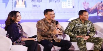 Gubernur Jawa Tengah Ahmad Luthfi saat acara Forum Investasi Jawa Tengah dan Detik Jateng-Jogja Award 2026 di KEK Industropolis Batang, Jumat, 23 Oktober 2026. Foto: Ist.