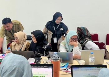 UMS memperkuat tata kelola kelembagaan dan kapasitas kewirausahaan digital Majelis Pendidikan Dasar Menengah dan Pendidikan Nonformal (Dikdasmen dan PNF) Pimpinan Cabang Muhammadiyah (PCM) Kartasura. Foto : Ist.