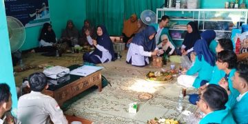 Zahin Snack memproduksi aneka makanan ringan seperti keripik singkong, keripik tempe, keripik usus, hingga balung kethek (balket) yang memanfaatkan bahan baku lokal. Foto : Ist.