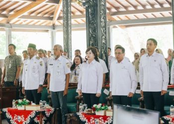 Peninjauan layanan active case finding (ACF) tuberkulosis terintegrasi cek kesehatan gratis (CKG) dan dokter spesialis keliling (Speling) di Pendopo Kabupaten Demak, Rabu (14/10/2026). Foto : Ist.