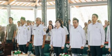 Peninjauan layanan active case finding (ACF) tuberkulosis terintegrasi cek kesehatan gratis (CKG) dan dokter spesialis keliling (Speling) di Pendopo Kabupaten Demak, Rabu (14/10/2026). Foto : Ist.