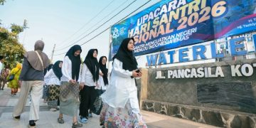 Gubernur Jawa Tengah, Ahmad Luthfi hadiri peringatan Hari Santri Nasional 2026 tingkat Provinsi Jawa Tengah di Jalan Pancasila, Kota Tegal, Kamis (22/10/2026). Foto : Ist.