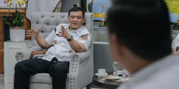 Pembahasan Program Gentengisasi dalam rapat bersama Gubernur Jawa Tengah Ahmad Luthfi di ruang kerjanya, Rabu (7/10/2026). Program tersebut rencananya akan diluncurkan pada akhir November 2026. Foto : Ist.